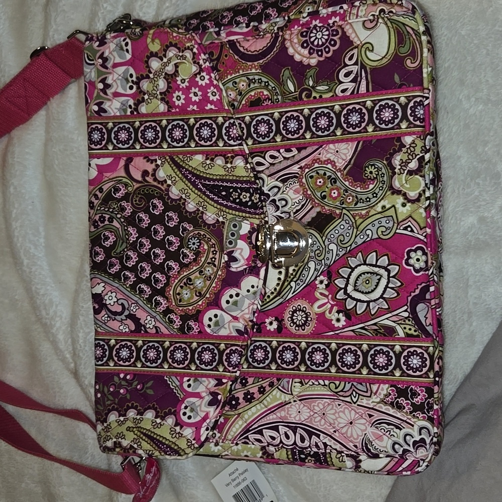 Vera Bradley attace Very Berry Paisley NWT - Picture 4 of 8